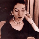 Carisma, uma dádiva - Zachary Woolfe (New York Times) - vídeos de Maria Callas, Anna Netrebko, e Rénee Fleming cantando Casta Diva e 2 vídeos da pianista Hélène Grimaud